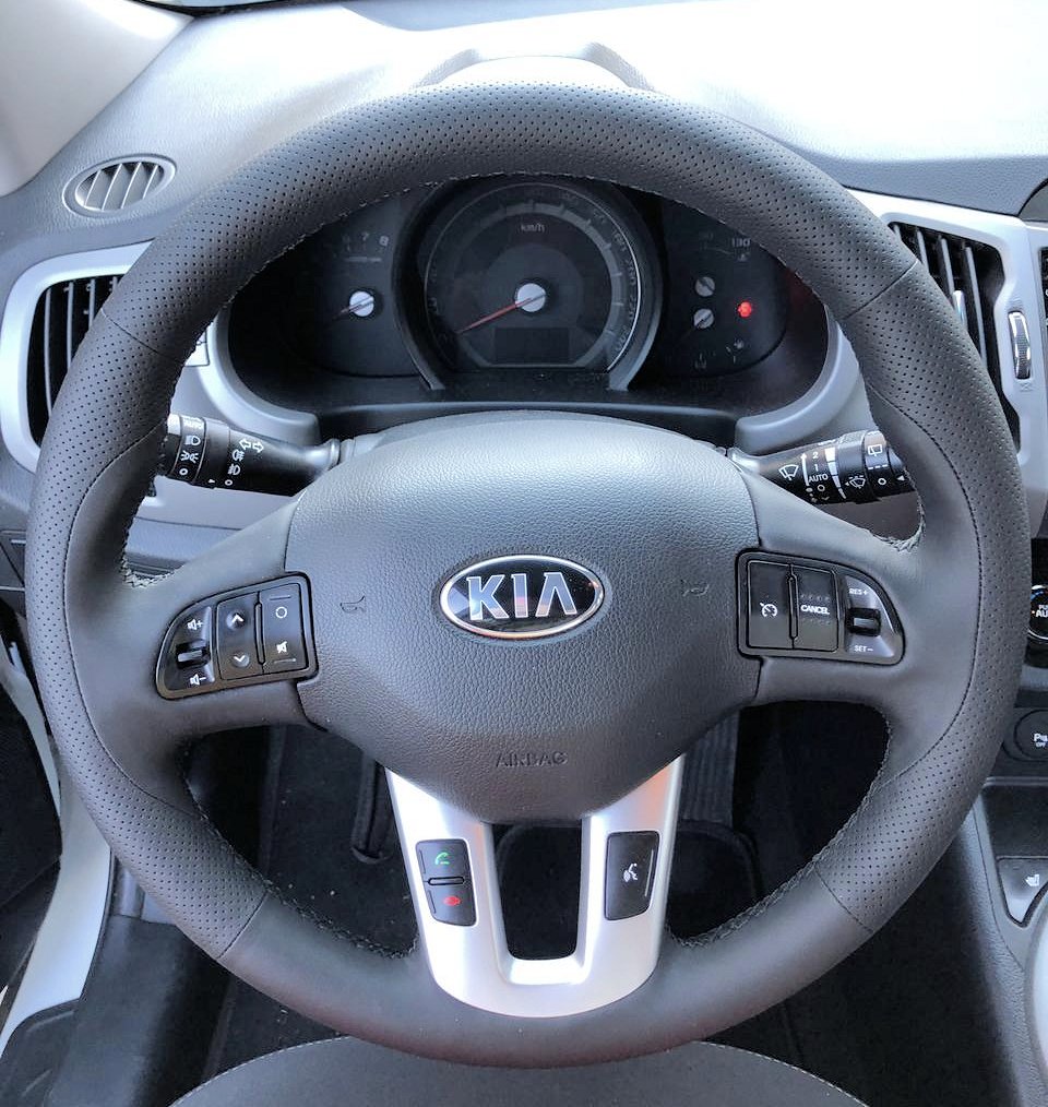 Кожаная Оплетка на руль TITANIUM со шнуровкой для Kia Sportage (2010-2016),  Kia Ceed (2010-2012) Купить за 2 250 руб.