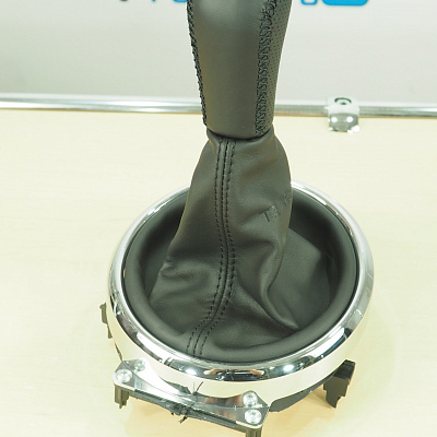 Чехол на Кулису КПП TITANIUM со шнуровкой для Mitsubishi ASX (2010-2020), Peugeot 4008 (2012-2017), Citroen C4 Aircross (2012-2017)