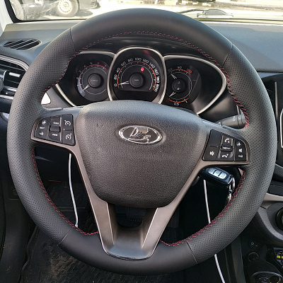 Кожаная Оплетка на руль TITANIUM  со шнуровкой для LADA (ВАЗ) Vesta (2015-2022), LADA (ВАЗ) X-Ray (2015-2022), LADA (ВАЗ) Largus (2021-2025)