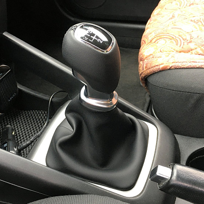 Чехол на Кулису МКПП TITANIUM для Kia Ceed (2010-2012)