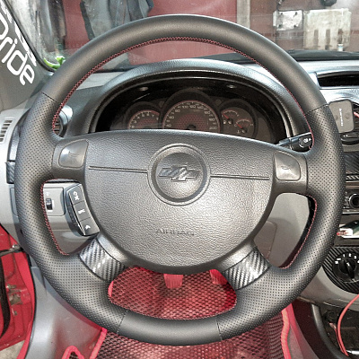 Кожаная Оплетка на руль TITANIUM  со шнуровкой для Chevrolet Aveo, Chevrolet Lacetti, Chevrolet Nubira, Daewoo Gentra, Daewoo Kalos, Daewoo Lacetti Premiere