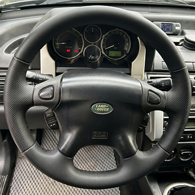 Кожаная Оплетка на руль TITANIUM  со шнуровкой для Land Rover Freelander (1998-2006)